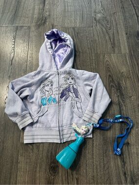 Girls' Light Purple Frozen Hoodie Jacket with Elsa & Anna size 5 and Elsa spray